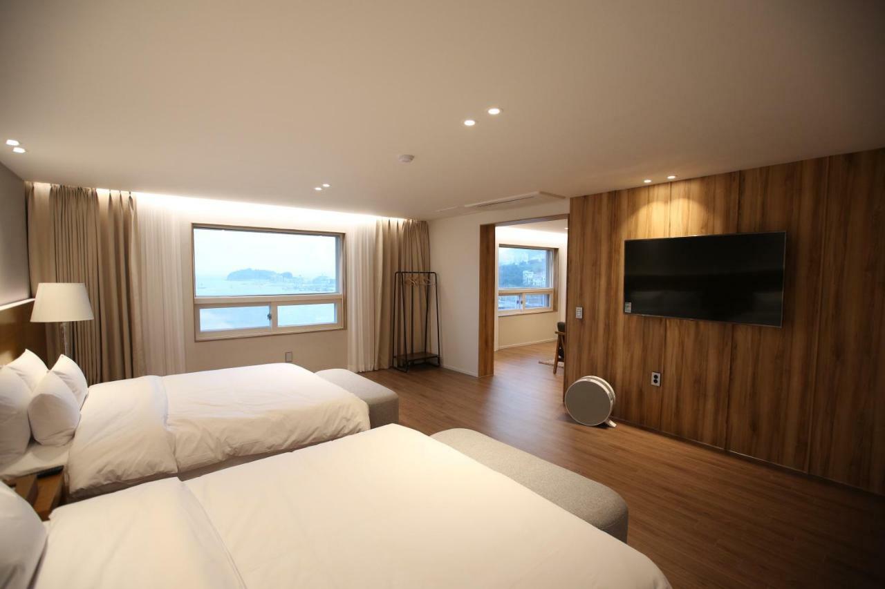 Am Ort Hotel Yeosu Exterior foto